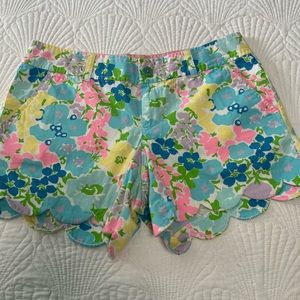 Super Cute! Lilly Pulitzer shorts sz 6  Buttercup short. Excellent condition!